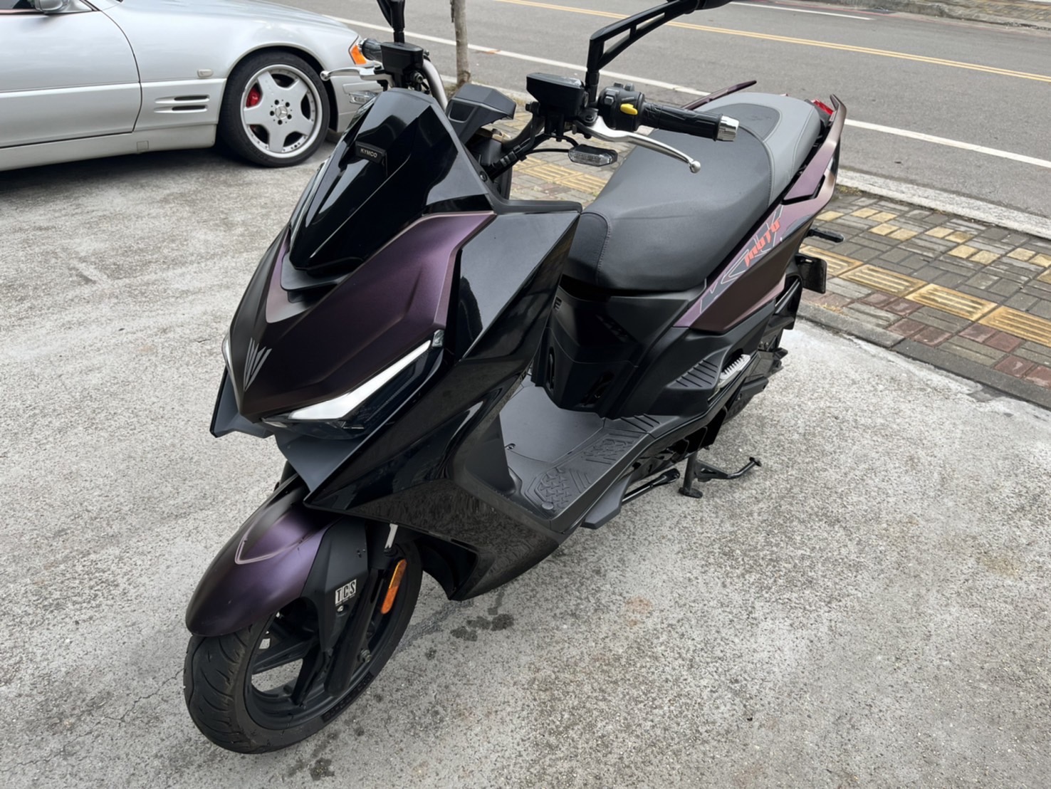 光陽KRV 180 台中機車借款 流當車