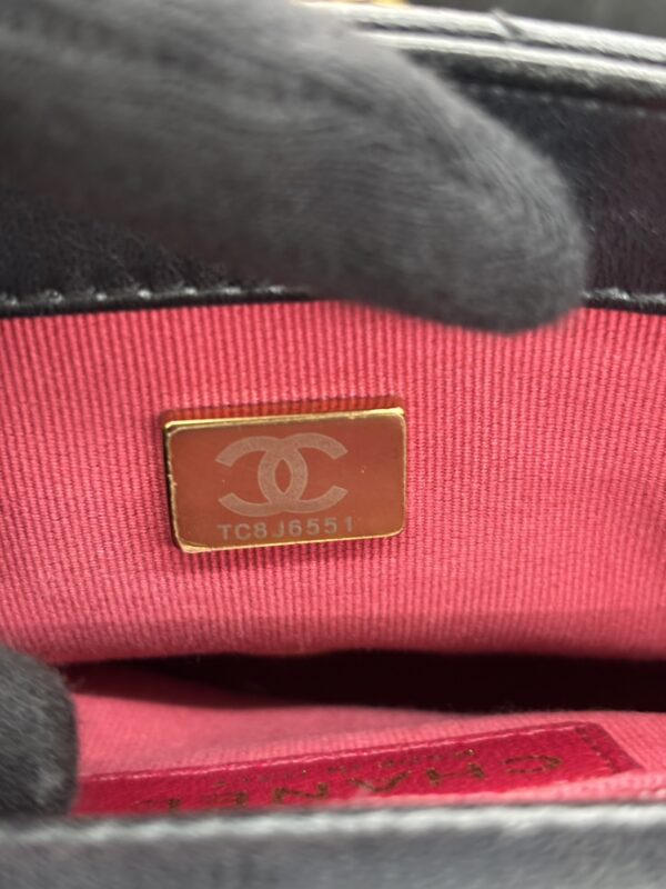 Chanel 香奈兒 AS2855 方胖子珍珠鏈斜背包｜台中台新當舖流當品：圖片 5