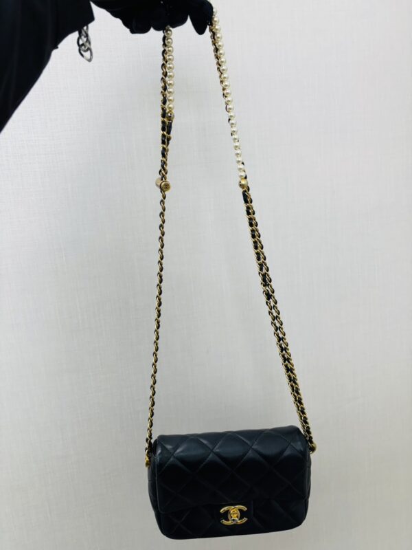 Chanel 香奈兒 AS2855 方胖子珍珠鏈斜背包｜台中台新當舖流當品：圖片 4